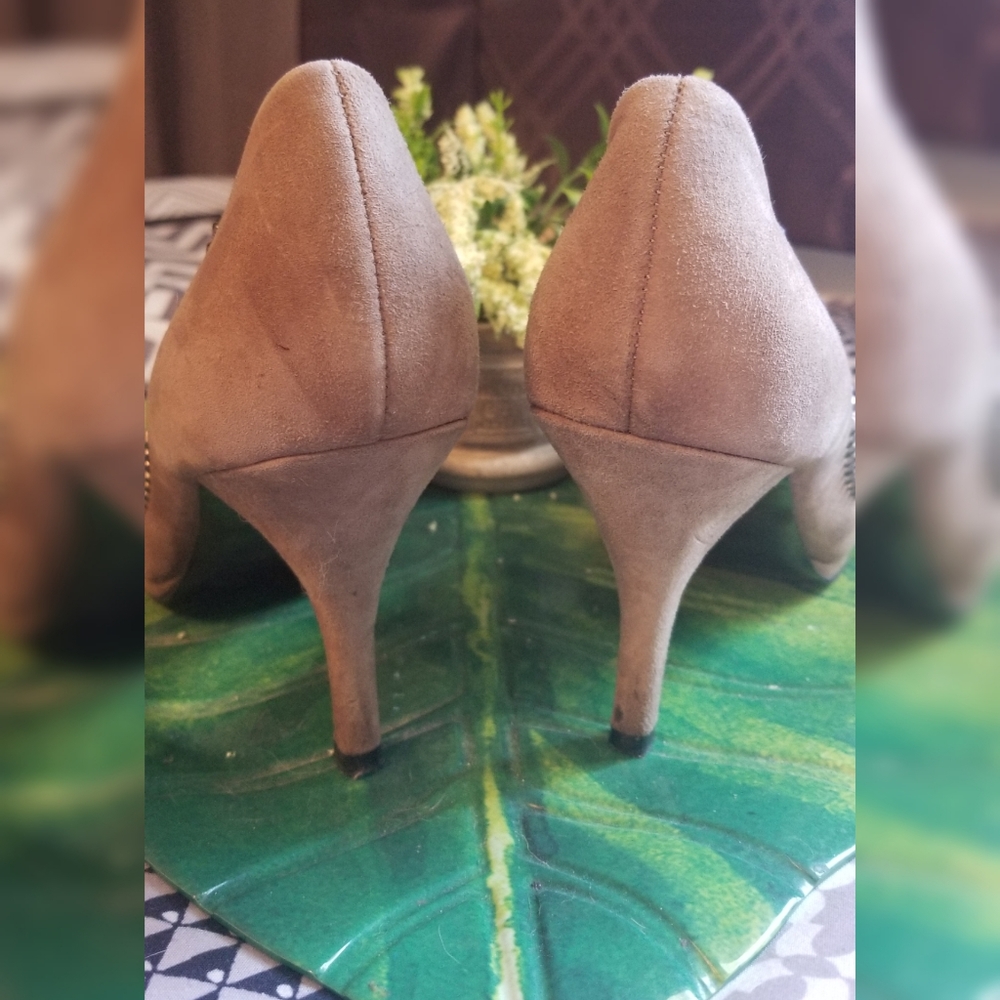 Shoes - Picture 3 of 4